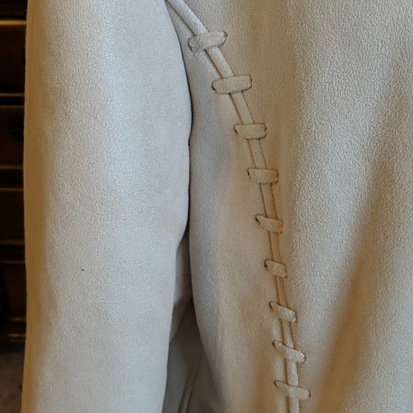 Liz Claiborne Woman Suade Like Winter Coat - Picture 8 of 10